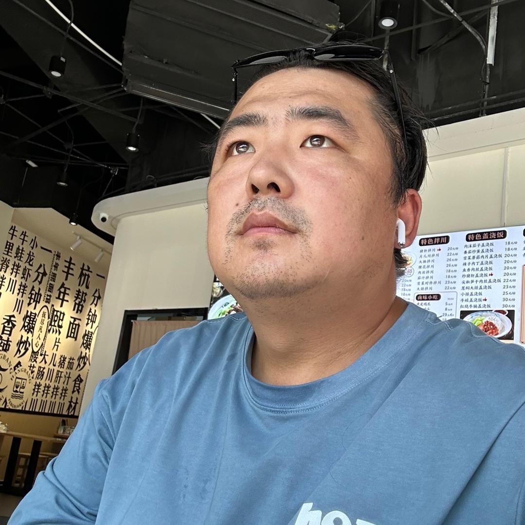 @爱谁谁