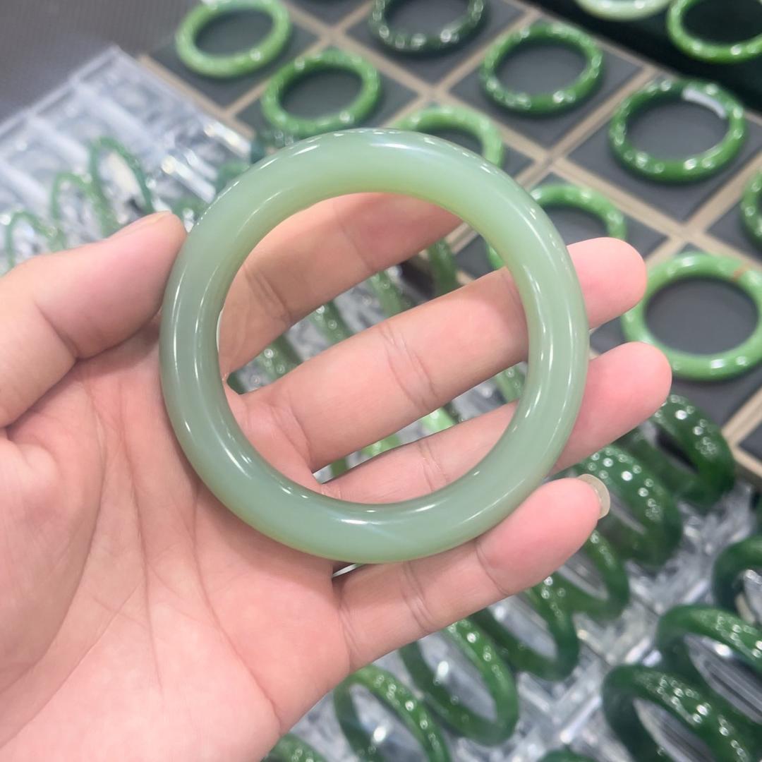 庭庭珠宝甄选的头像