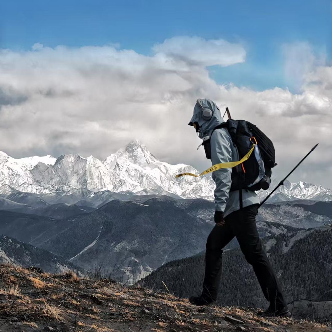 非凡轻奢户外男装