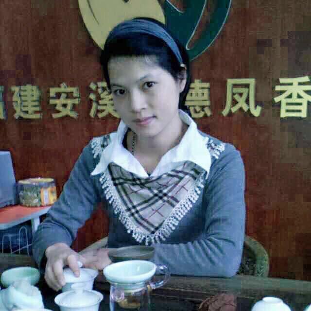 感德鳳香秀