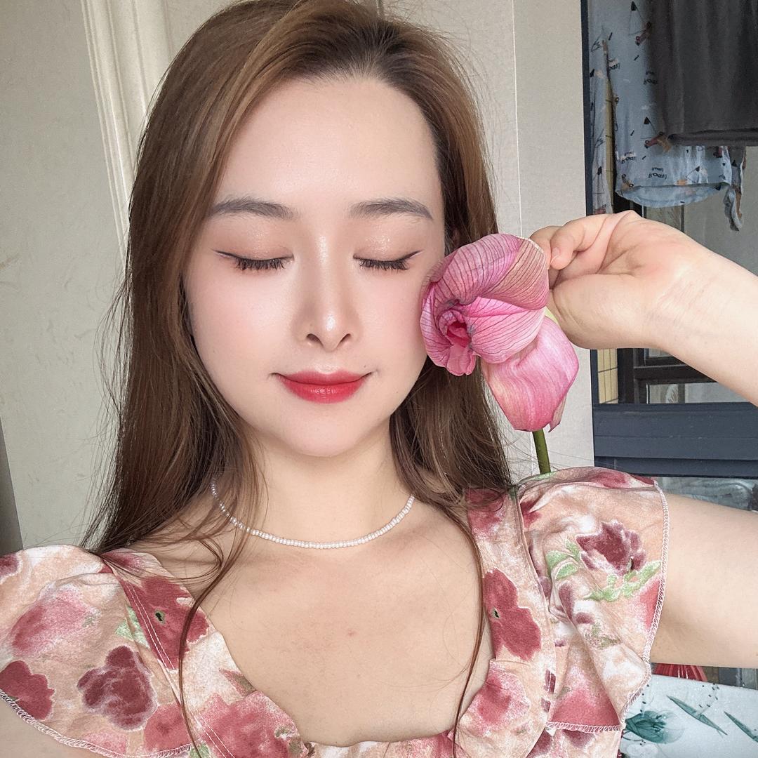 嘿;-) 我就是富婆 🫧