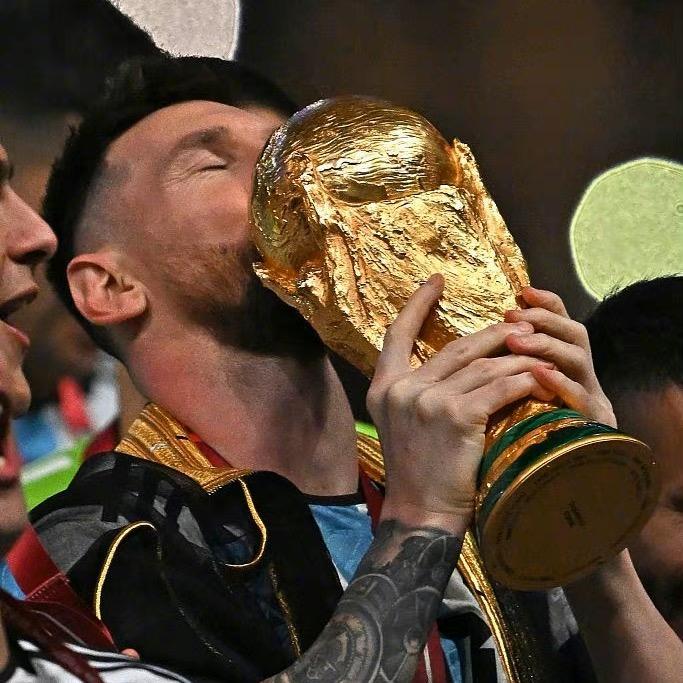 拉粑粑的小小攀