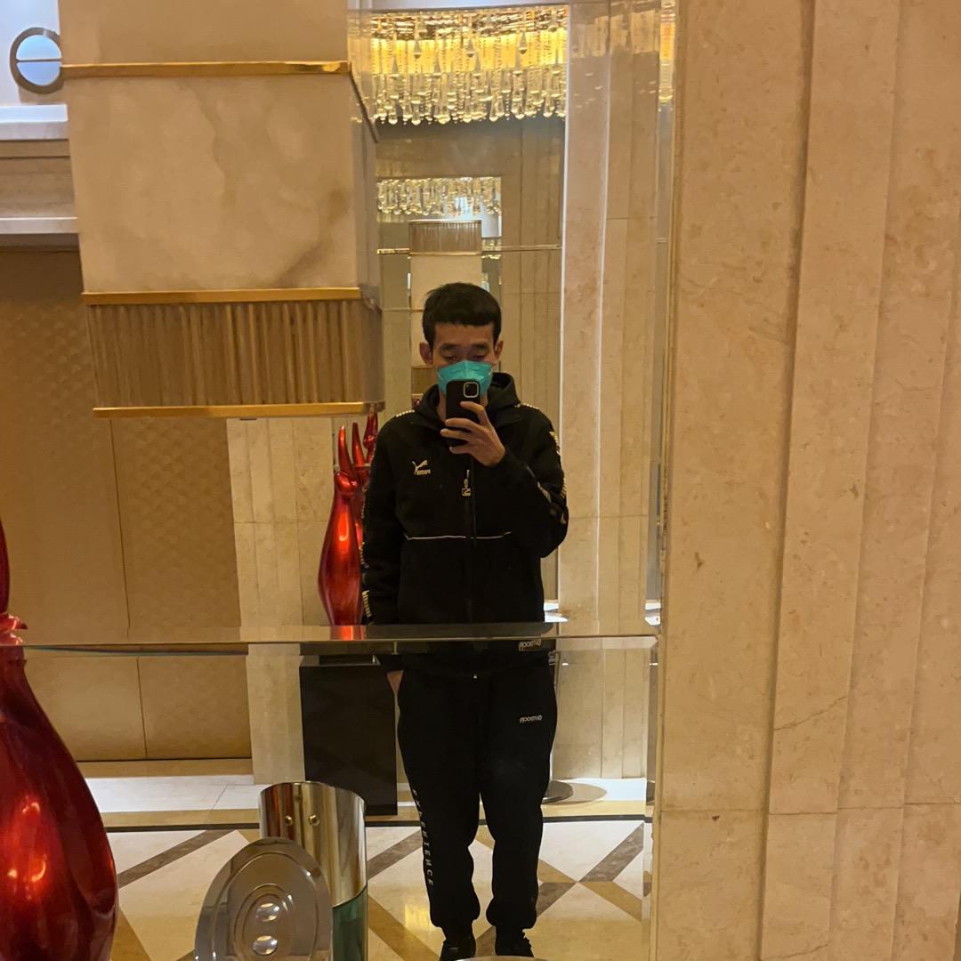 贾闹闹