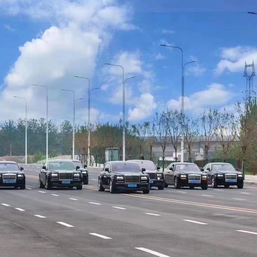 鼎信婚车花艺馆