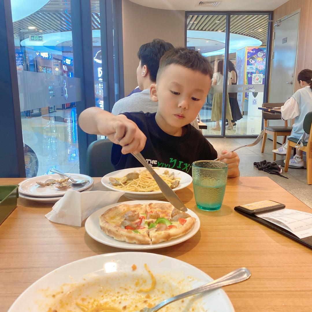 佛山优贝思服饰有限公司