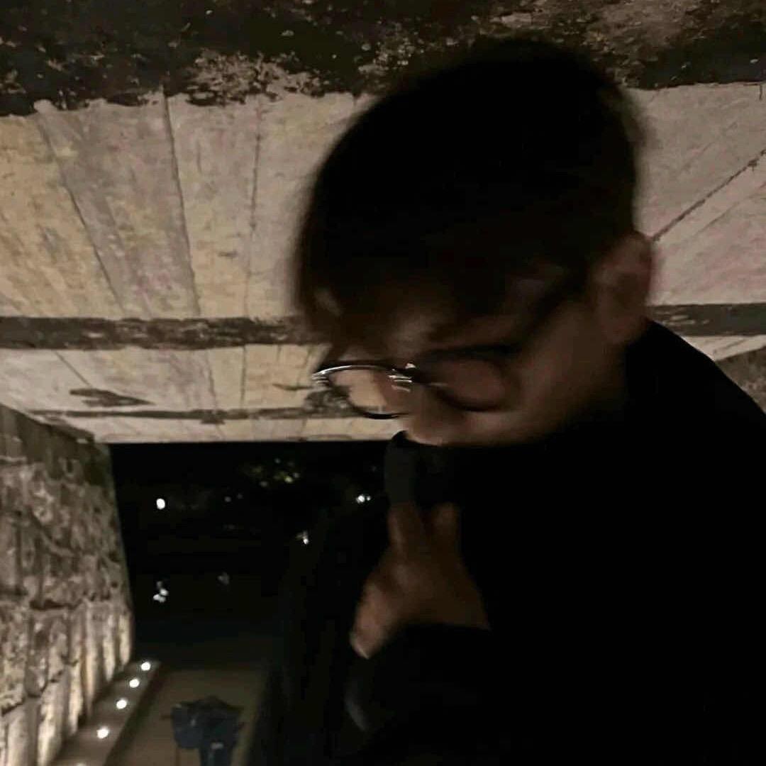 卬洋