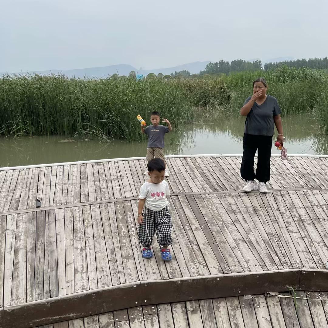 周向宏