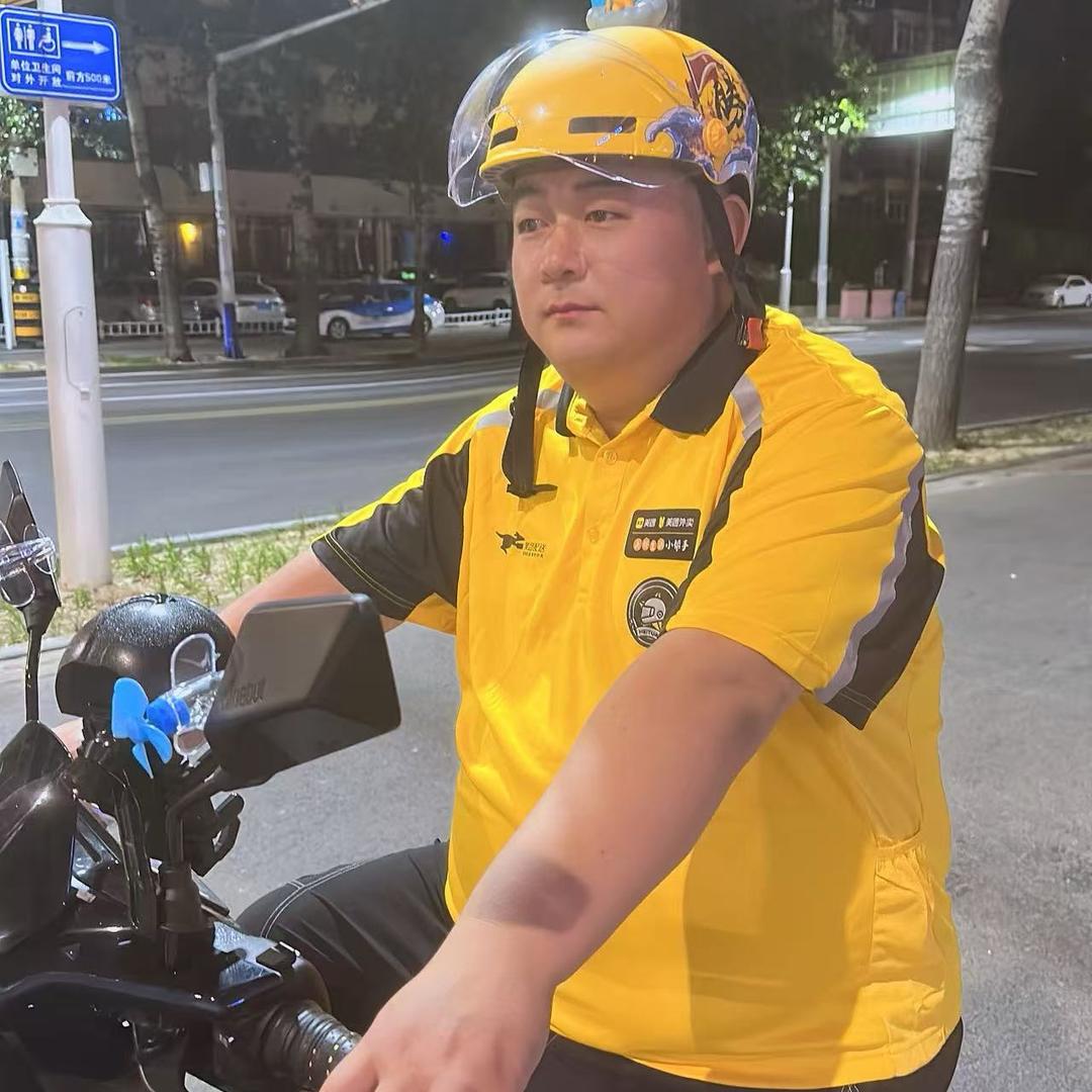 跑众包的胖子