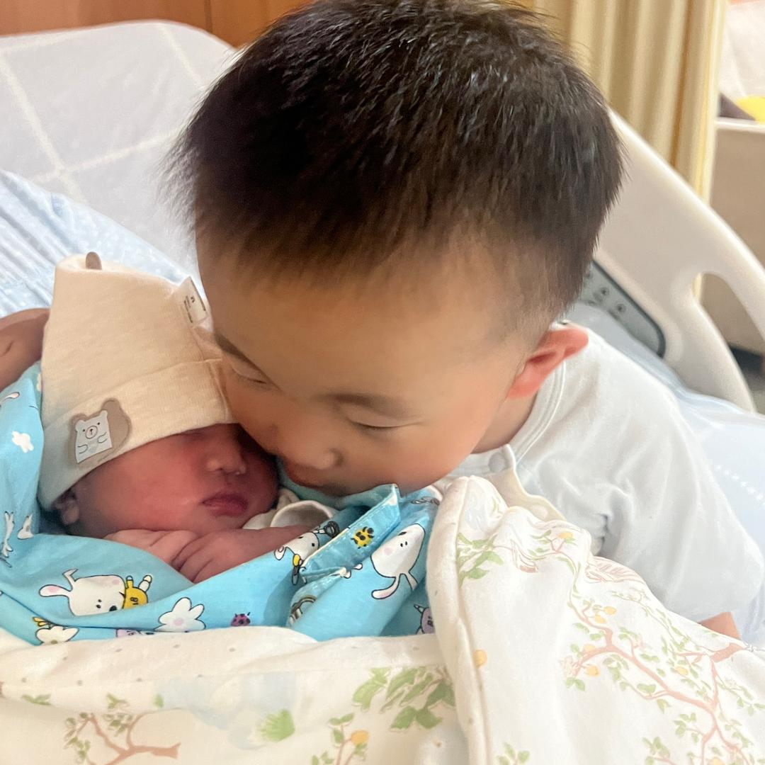 🌴是烨子和西米呀!