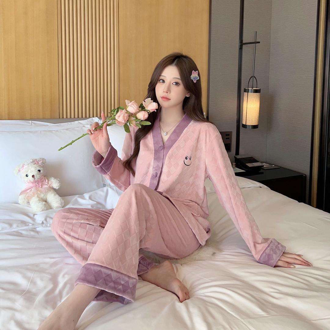 妃社睡衣