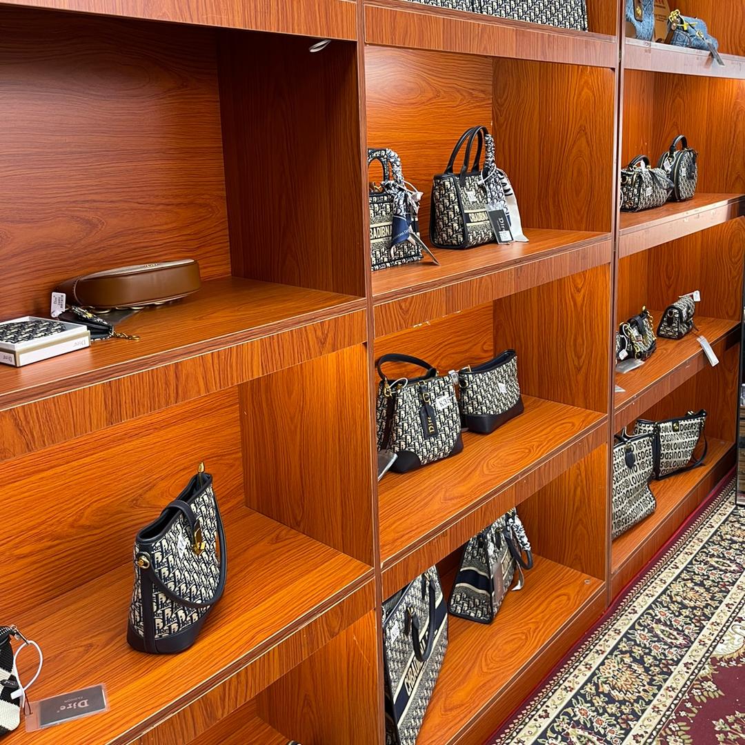 广州市嘉红皮具有限公司企业店