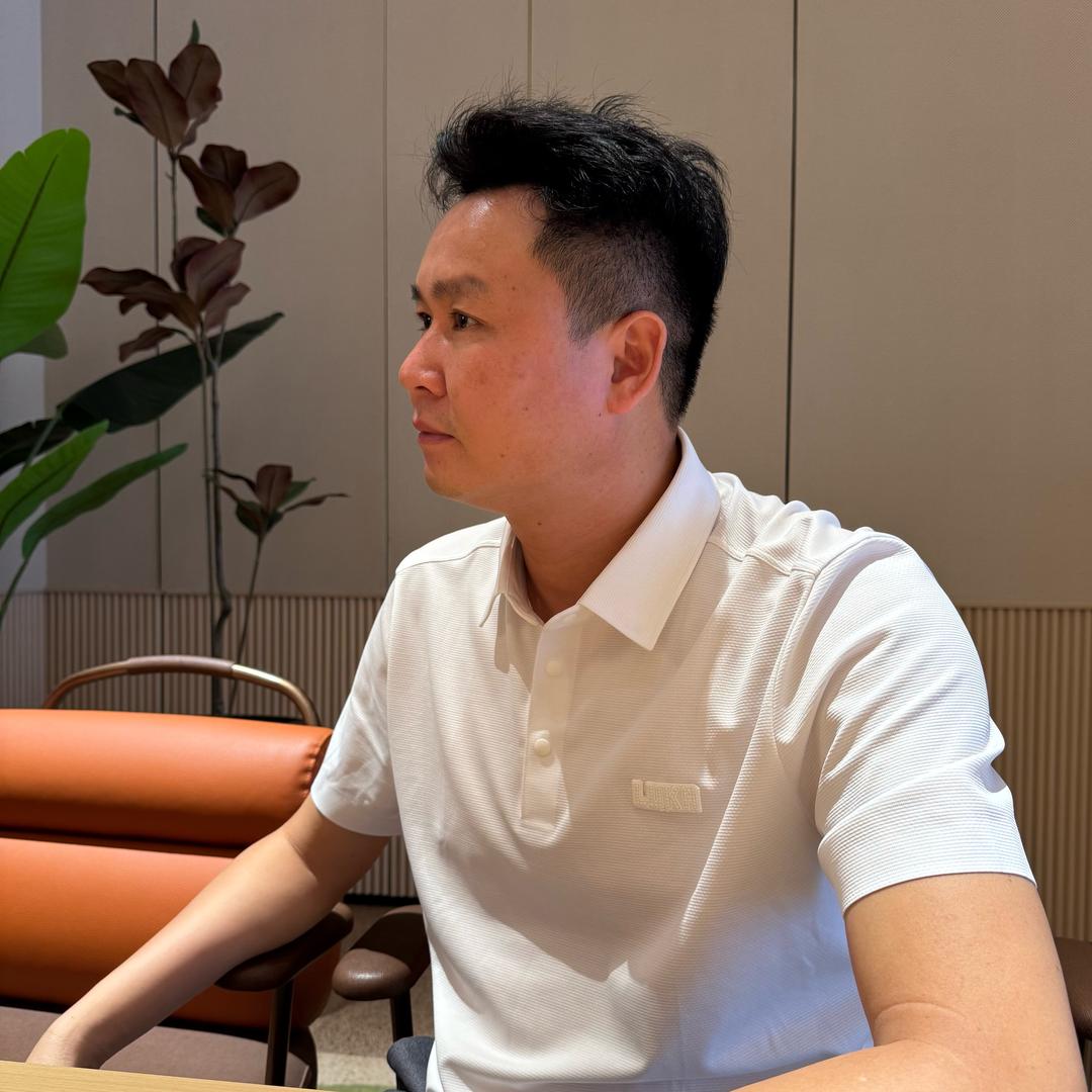 在海口做珠宝的邓哥