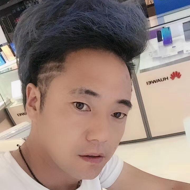 彬州小伙（曲直空间）