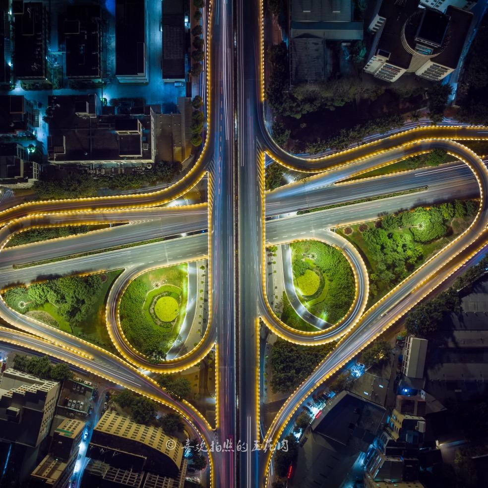 中年学不会吉他就玩游戏啊别理那些烦心鸟人