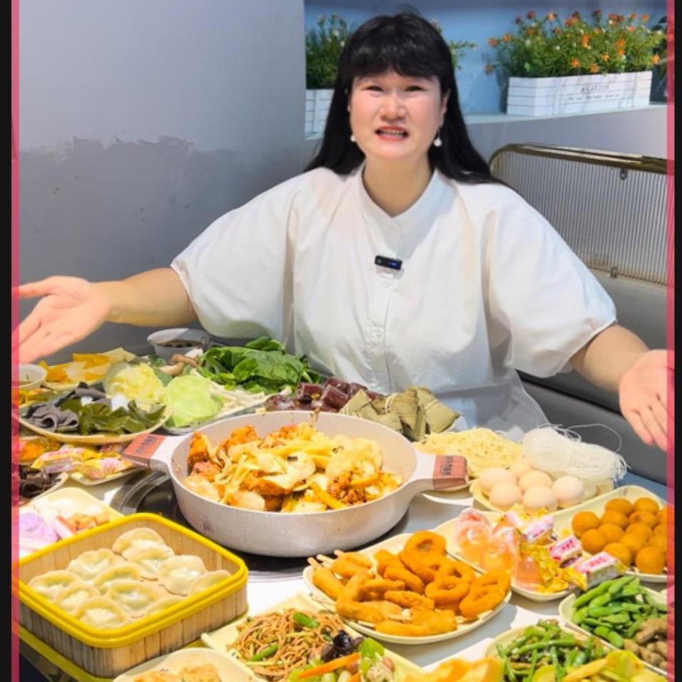 莉莉姐探沧州（金手指）