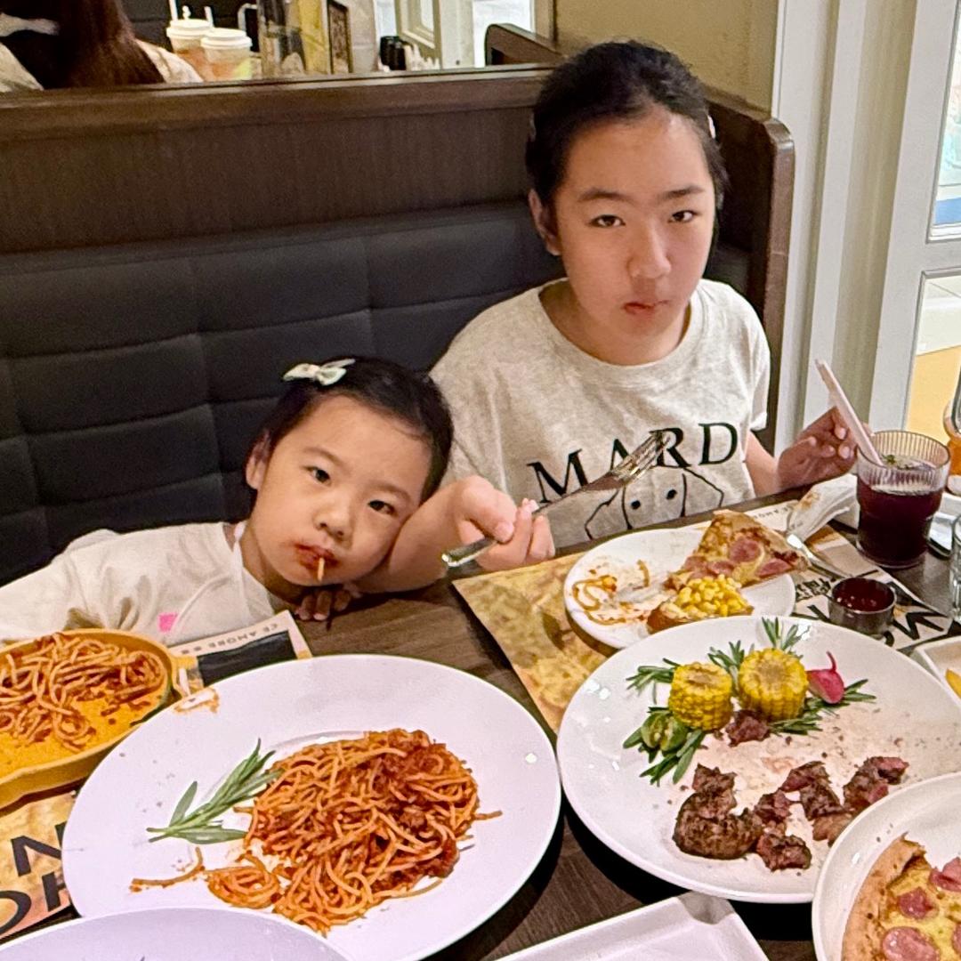 二闺女是面条子大王