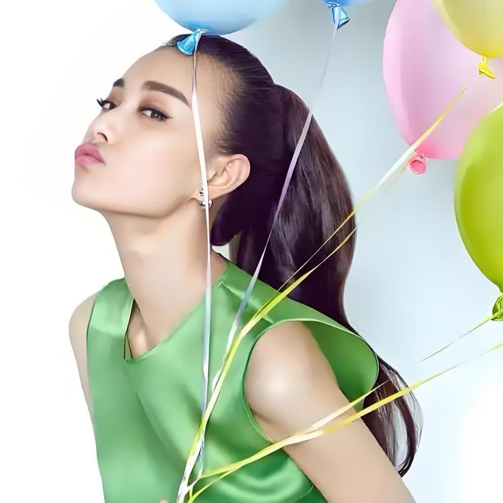 邓小姐💋