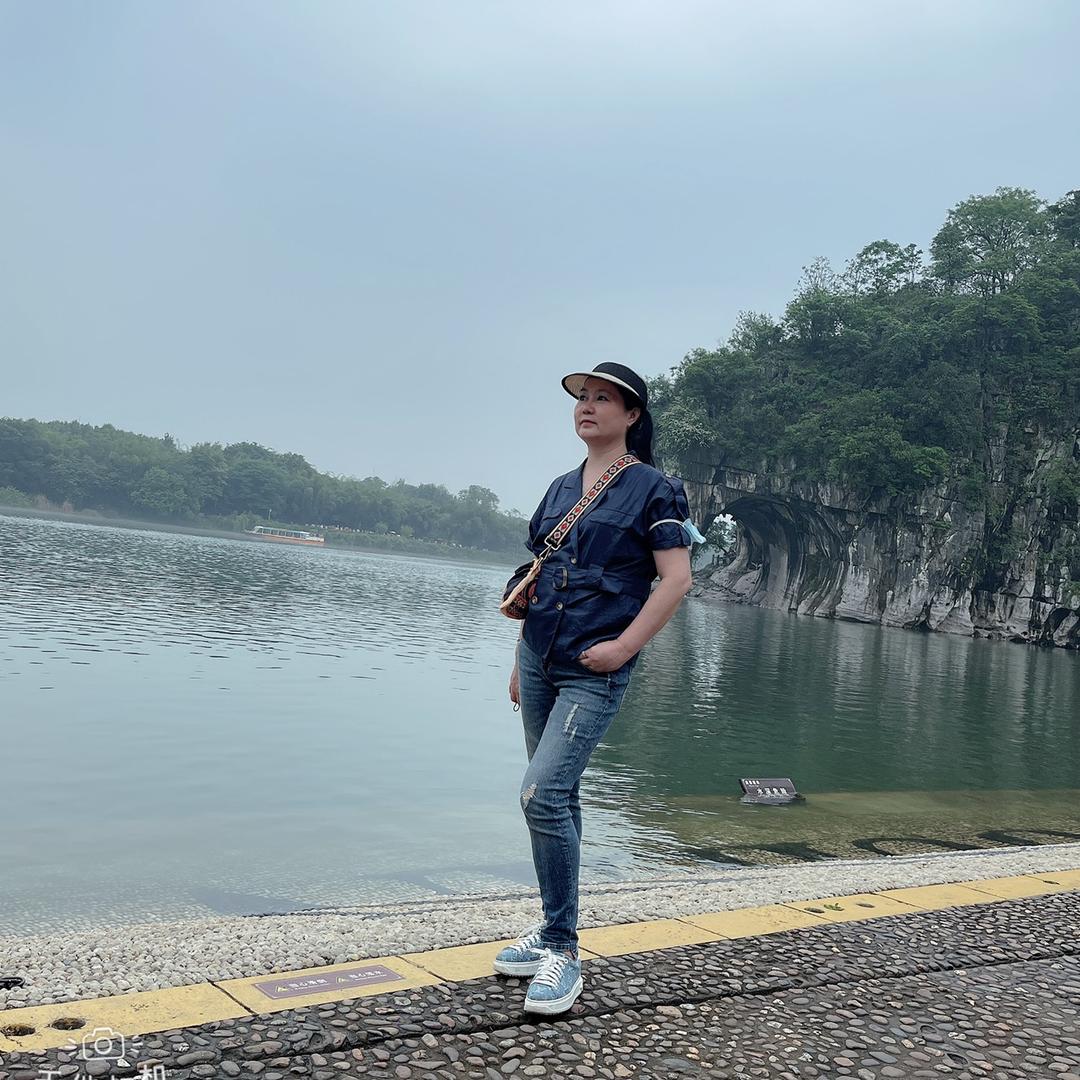 🍎煮茶听雨🍎