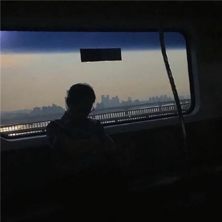 沐..