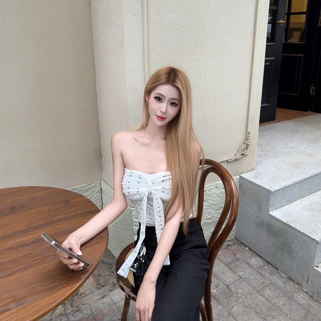 钱千千~