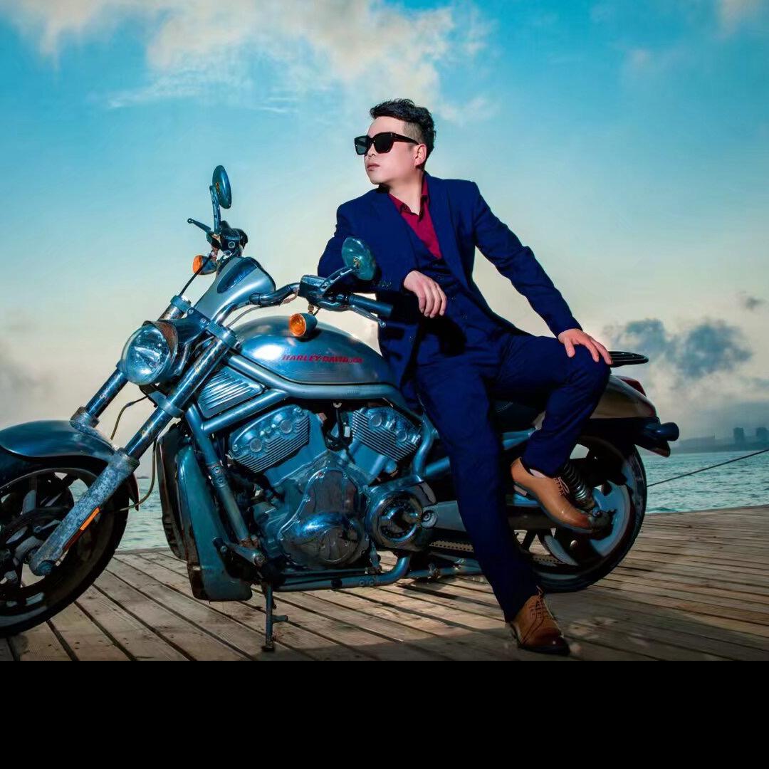 着迷烫发专家宋超