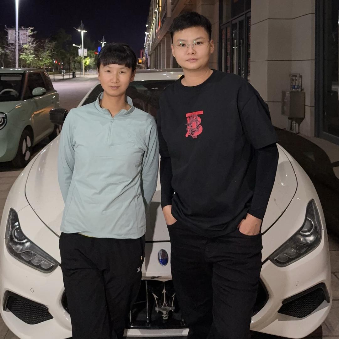 包三米线舅妈