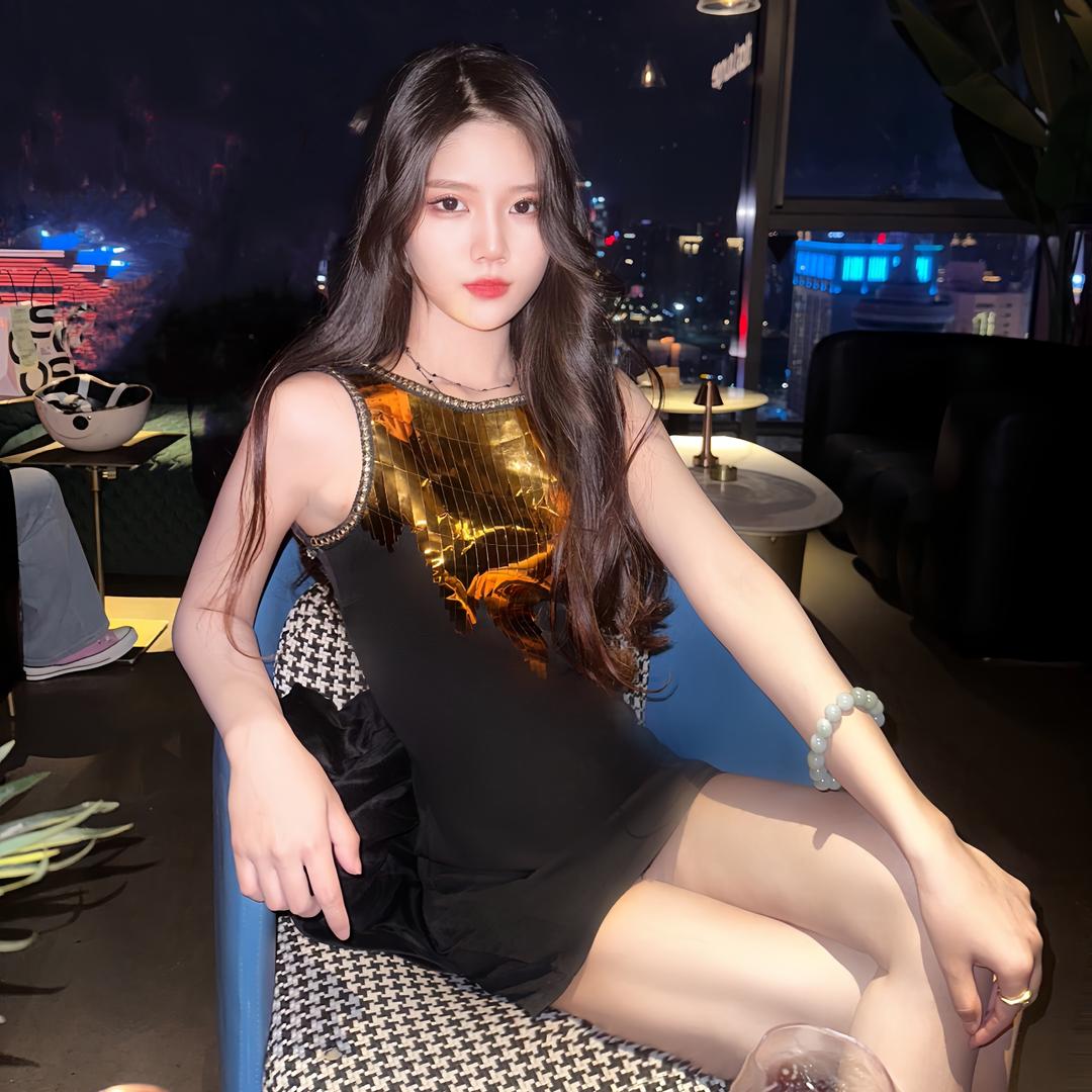 一只小狮子🦁️