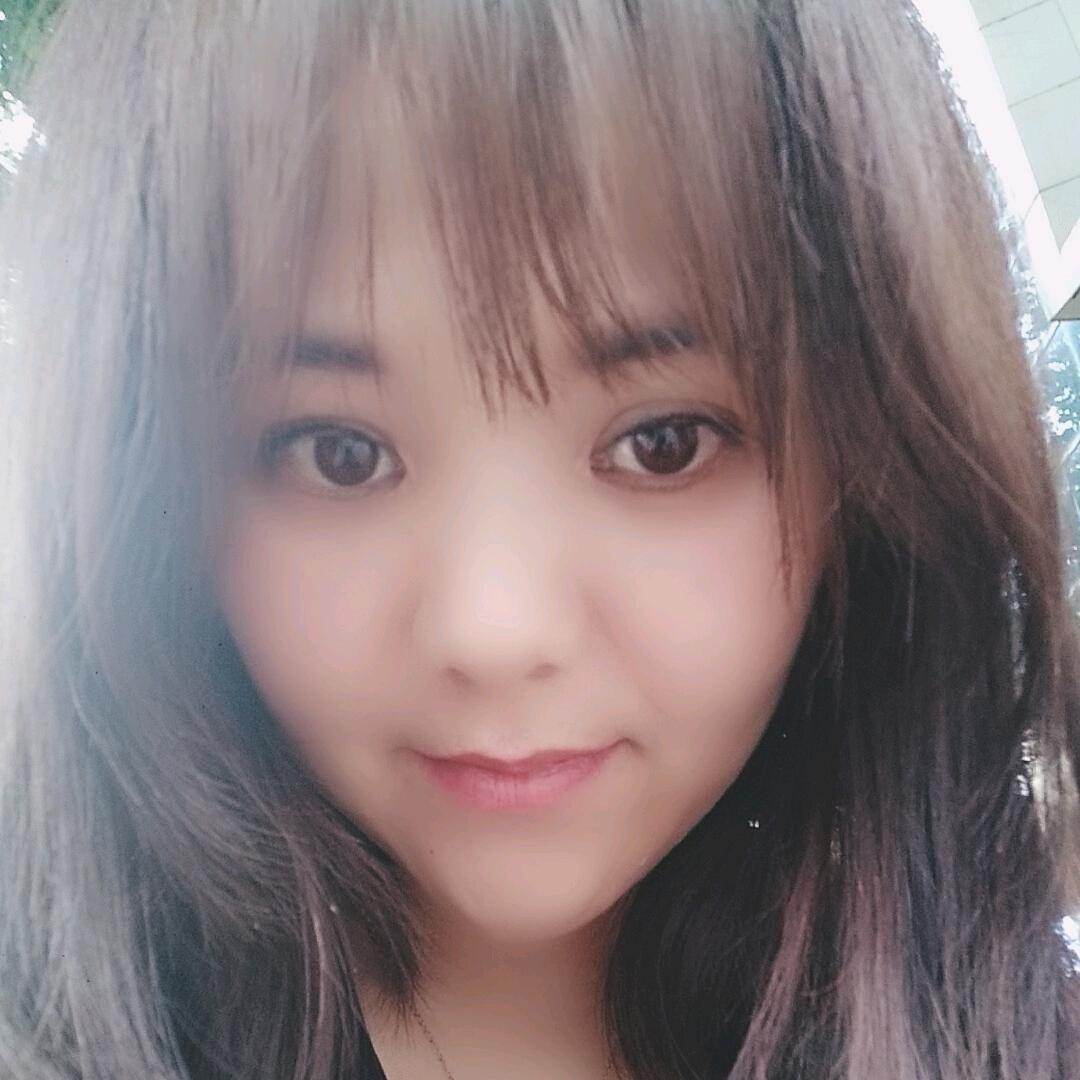 Gu❧⚝ଈ冰雪中的玫瑰🌹