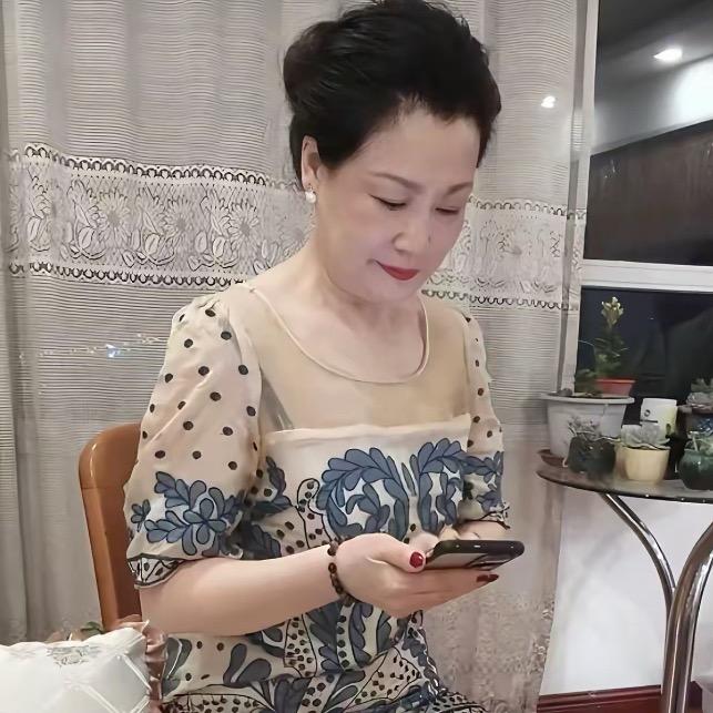 秀玉（单身一个人）