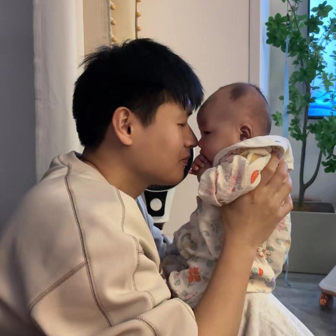 小橙子的超级奶爸