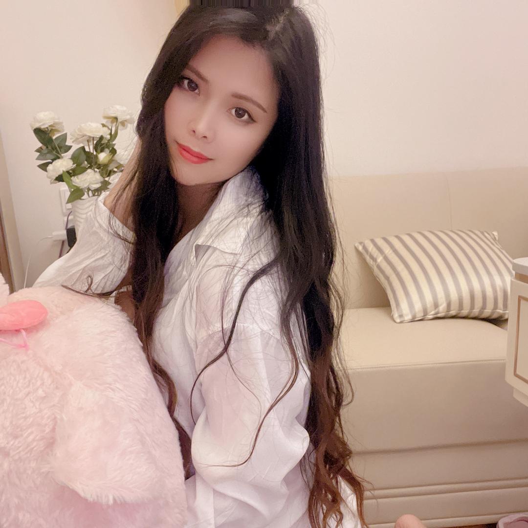 钦州大眼妹