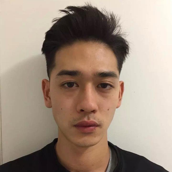 噢文美发-啊伟
