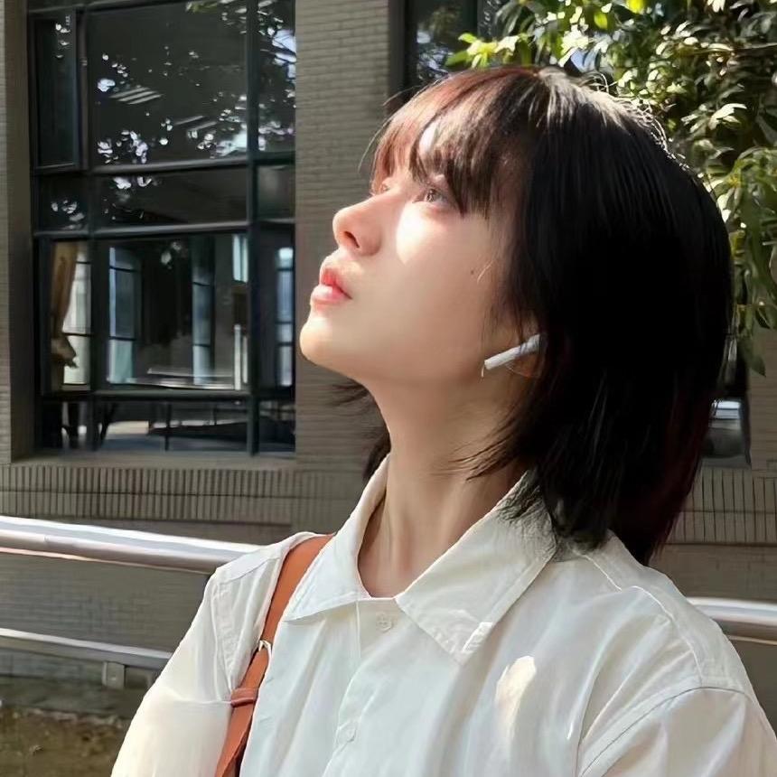 姬月月