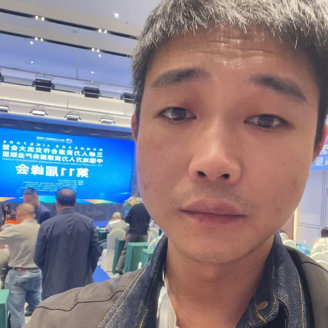 重庆七哥（发奋图强）