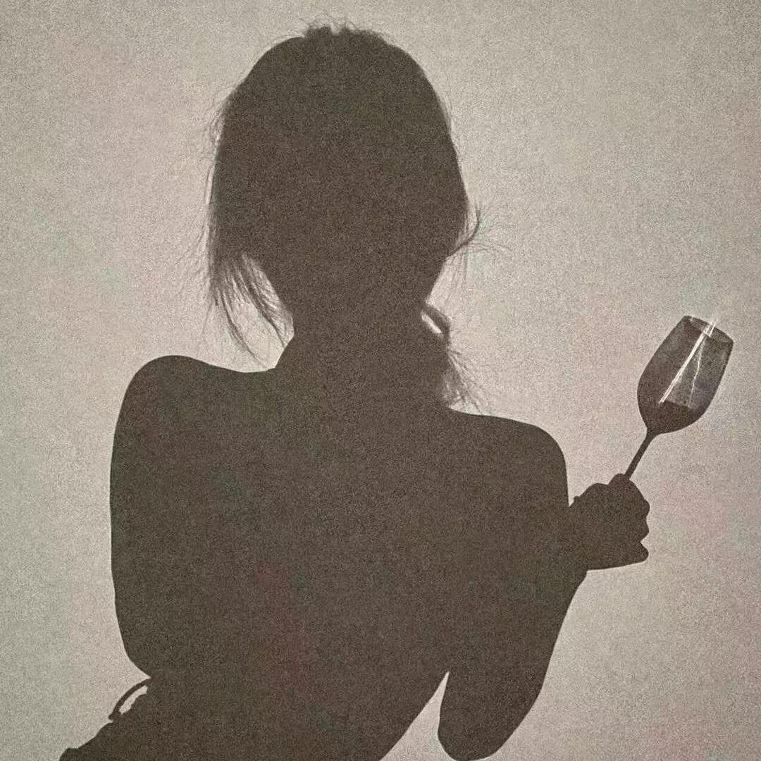 罗雅芳