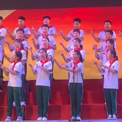 圆滚滚同学