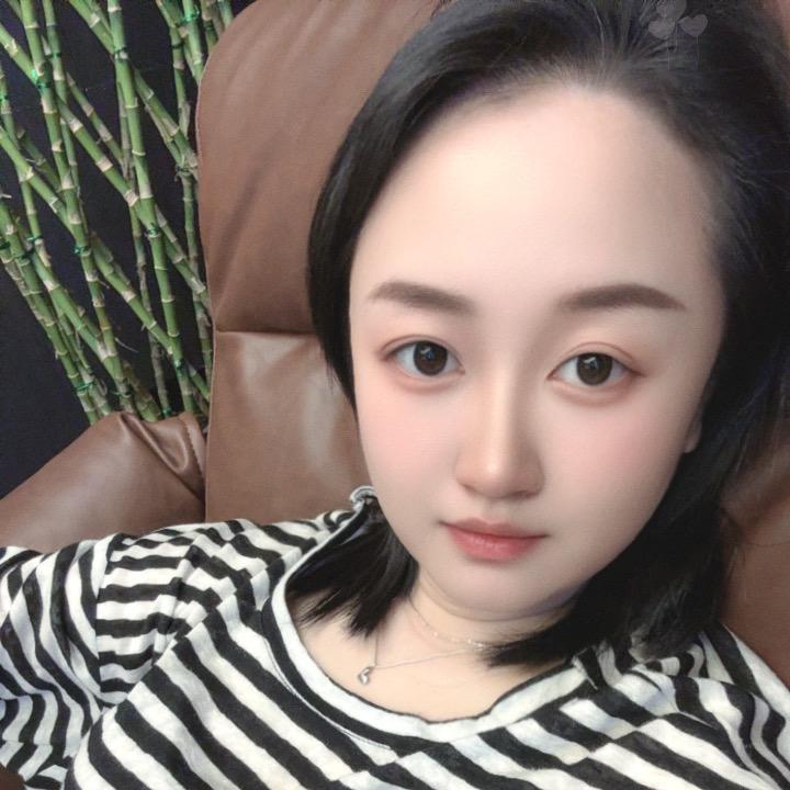 @设计师 玥