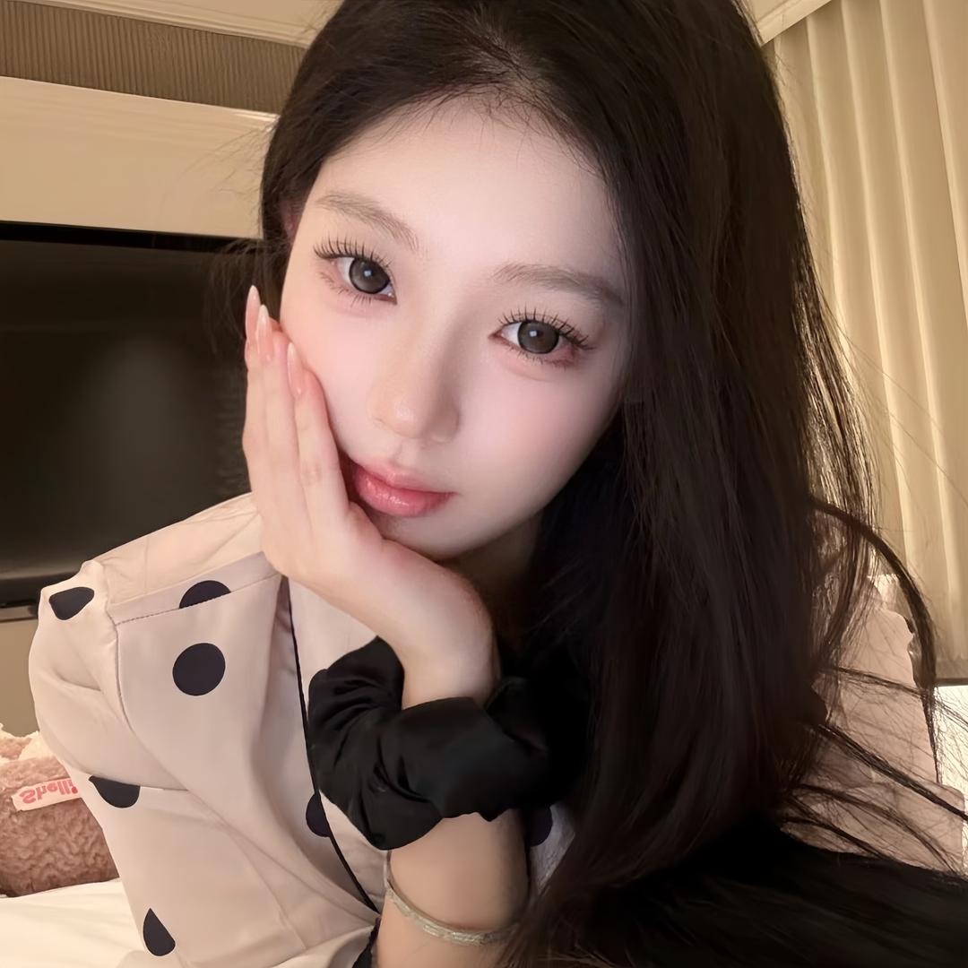 七七