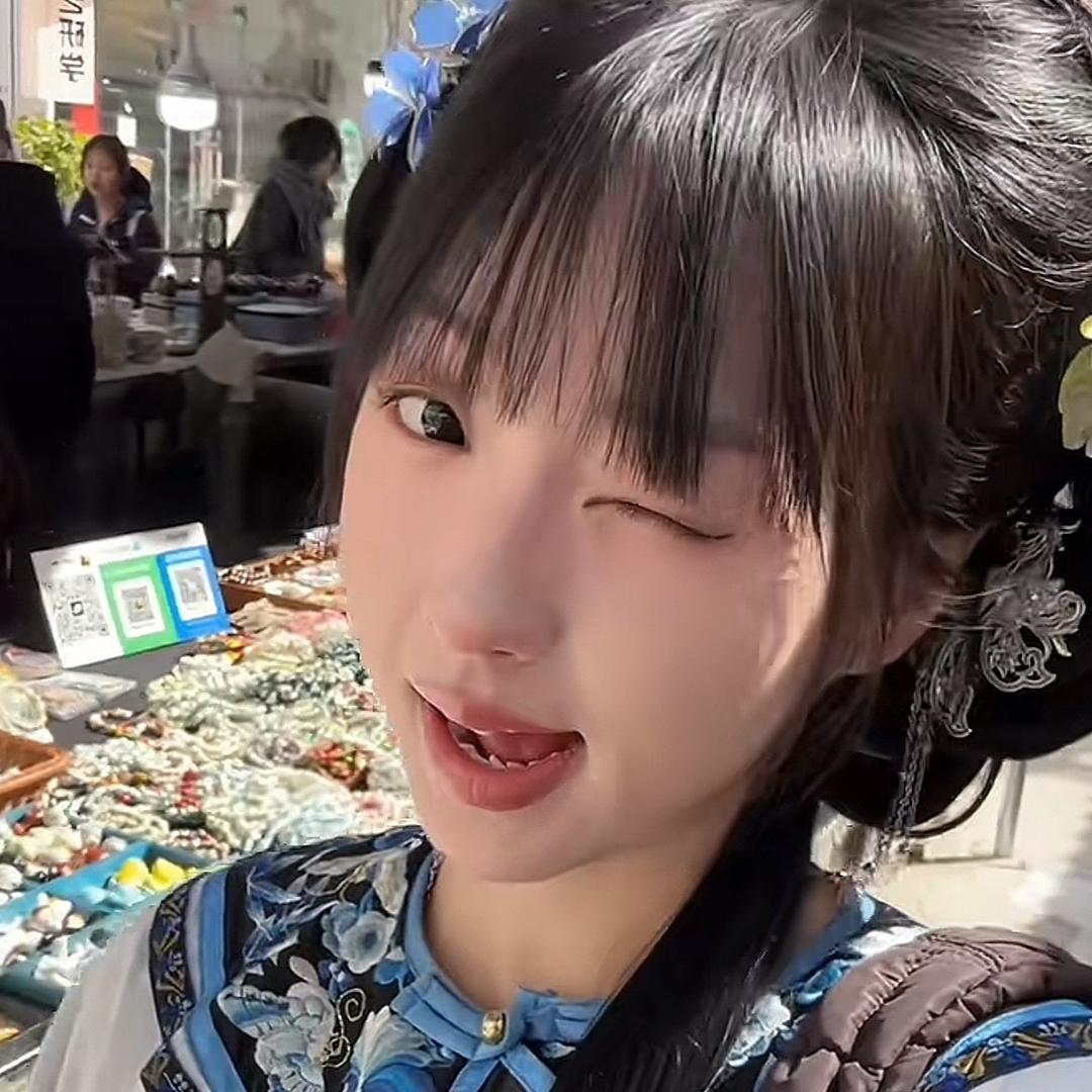 基本祐利的小迷妹