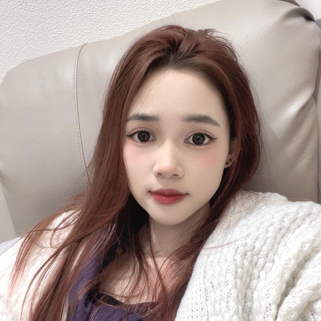小芳.