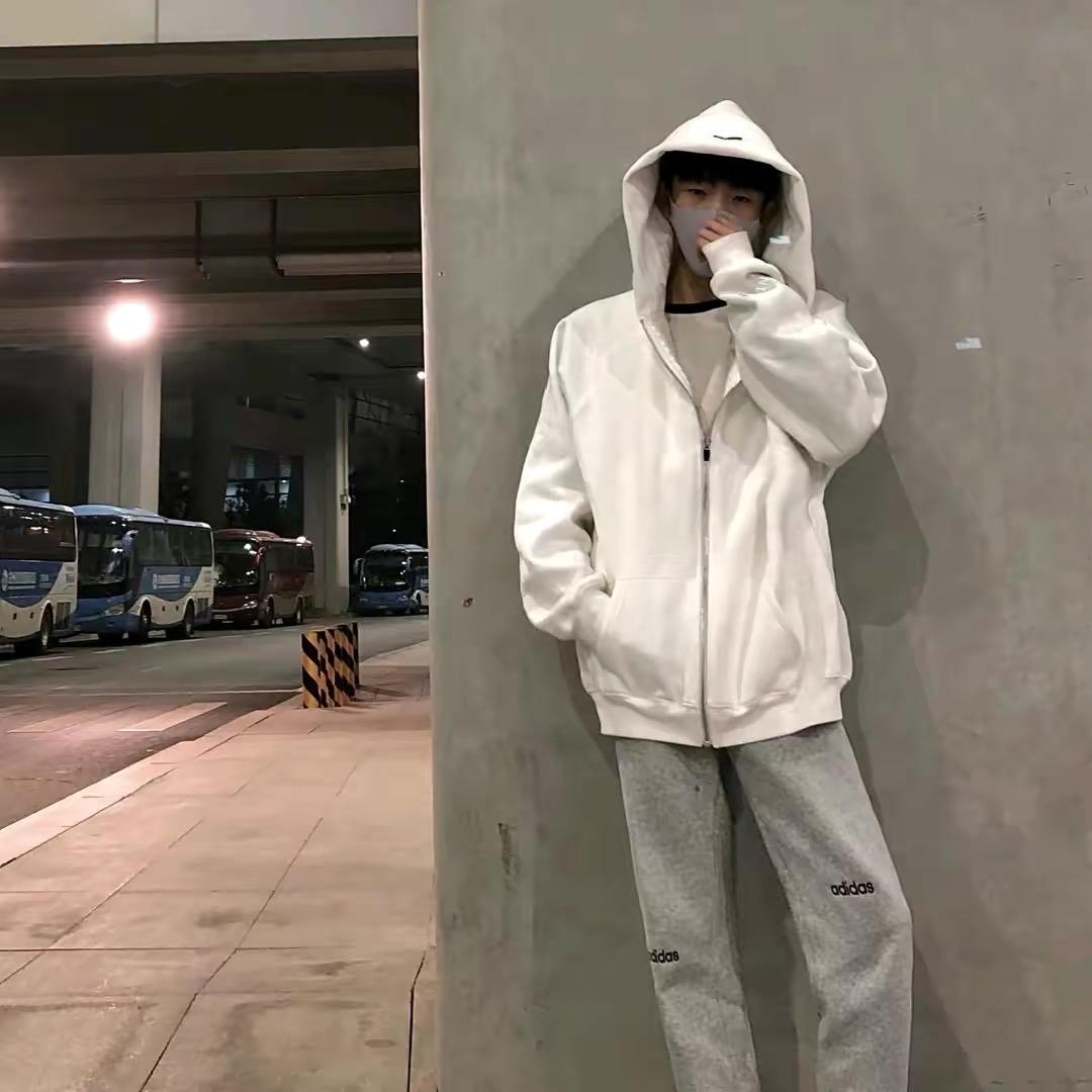 .小柒.