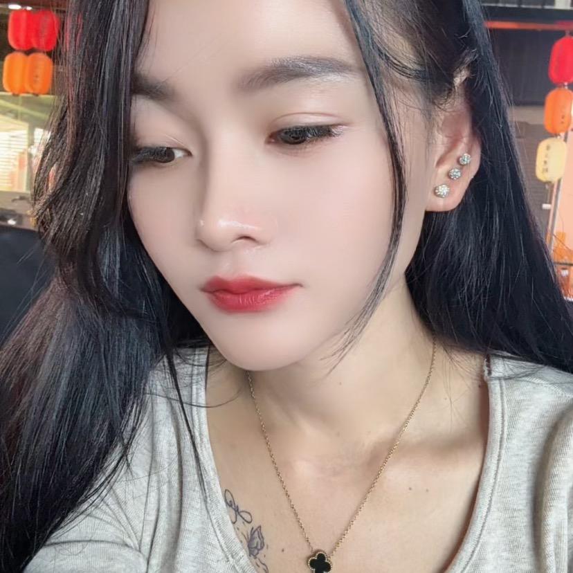 @爱跳舞的💃🏻刘洋