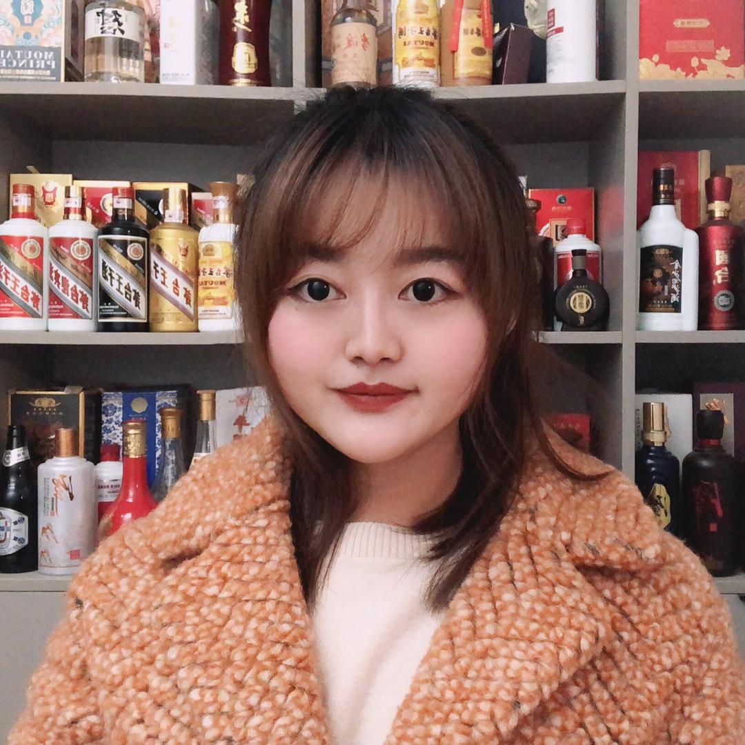 高小姐的白酒货仓