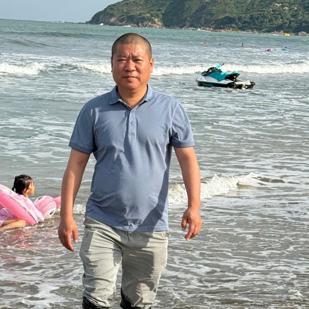 宏一人力周哥
