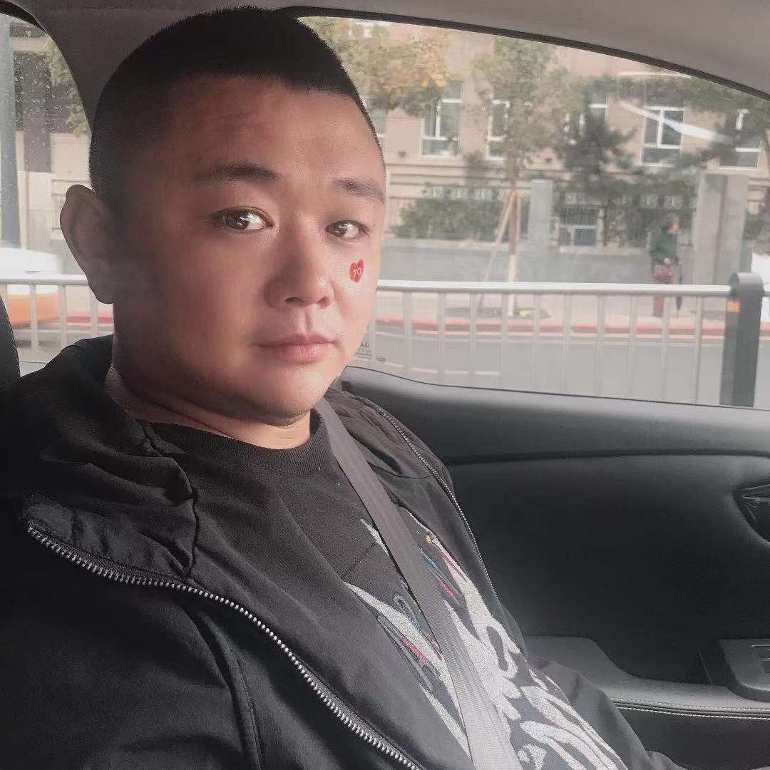 启悦. 大鹏