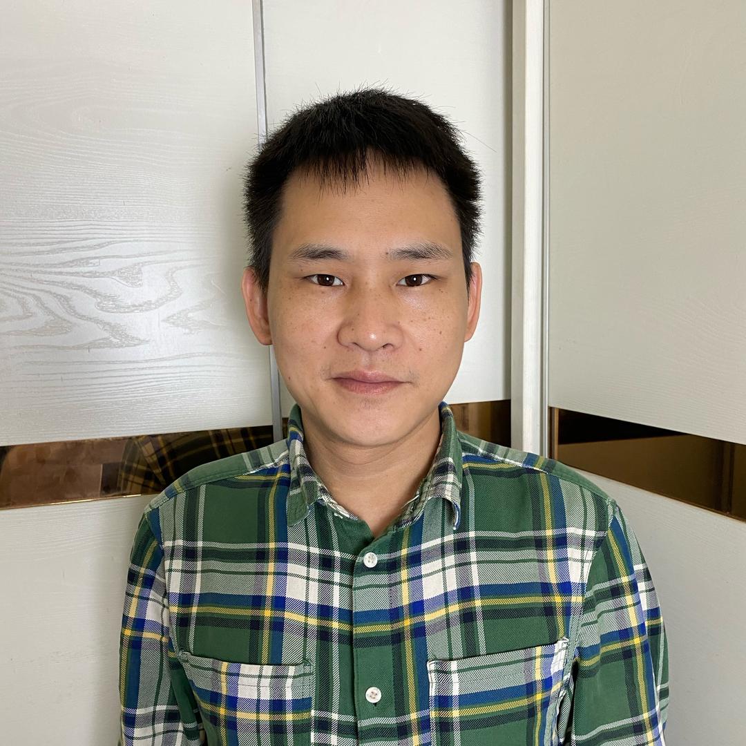 亮军百货.