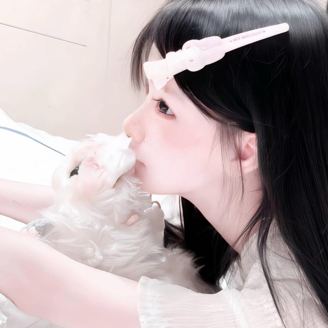 @ ￴￴￴ ￴￴ ︎ ￴￴￴ ￴ ￴￴