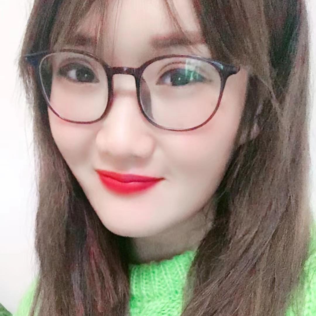 时尚俏佳人
