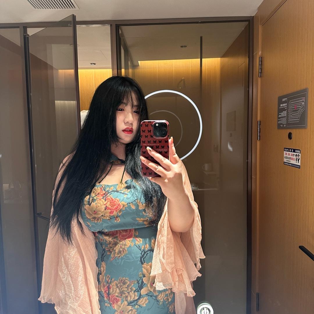 不爱吃碳水的蓉