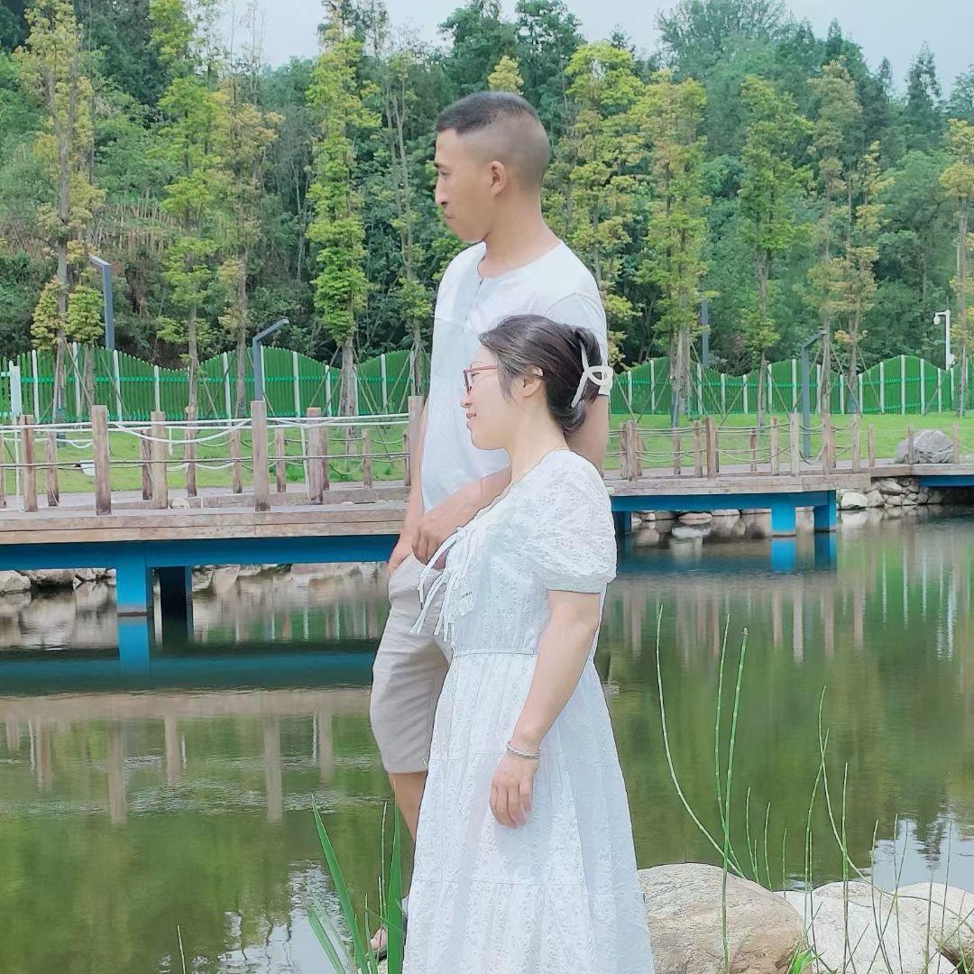 坐看云起时.君踏桃花归